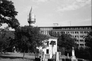 Mangalia: Moschee und modernes Wohnhaus