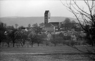 Hochsal: Blick auf Ort und Kirche