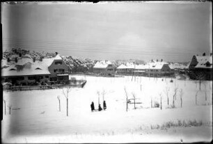 Dresden-Hellerau, Winter in der Gartenstadt, links das Wohnhaus der Familie Stich am Kurzen Weg 1