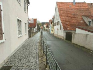 Stadtbild-Ansicht im Süden - alte Brückenstraße nach Osten (verläuft südlich des ehemaligen Stadtgrabens der nördlich gelegenen Stadtmauer)