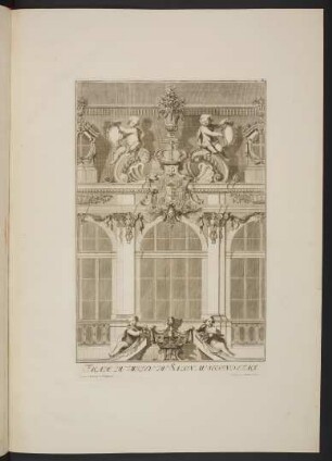 Façade Du Milieu Du Salon Au Second Etage.