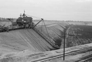 Abraumbagger im Tagebau bei Lohsa : Wotsypowy bager pola Łaza : Lohsa / Łaz
