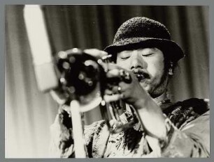 Itaru Oki : Portrait des Jazzmusikers Itaru Oki