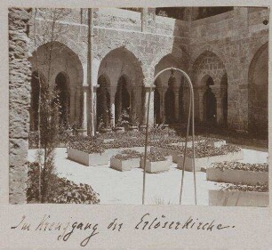 Im Kreuzgang der Erlöserkirche [Jerusalem].