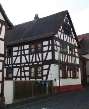 Fachwerkwohnhaus; Dietzenbach, Schäfergasse 18