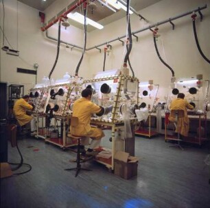 Kernforschungszentrum Karlsruhe. Laboratorium.