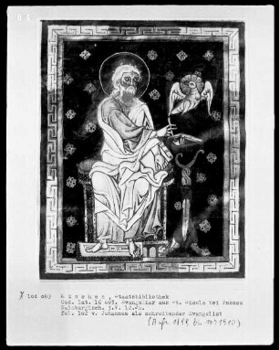 Prachtevangeliar — Evangelist Johannes, Folio 102verso