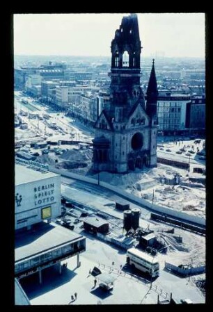 Blick vom Hochhaus am Zoo 5.9.59.