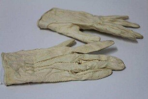 Handschuhe