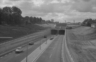 Rendsburg: Tunnel unter dem Nordostseekanal, nördiche Tunneleinfahrt