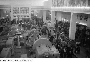 Maschinen der Tschechoslowakischen Sektion auf der Leipziger Herbstmesse 1954