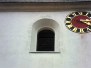 Kirchturm von Süden - Glockenstube mit Jahr 1644 über Schallöffnung