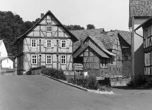 Sontra, Im Kreuzchen 1
