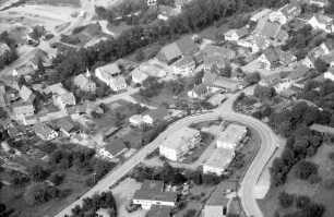 Niederweiler: Kurve der Badenweiler Straße