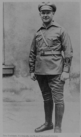 Ernst Thälmann, Vorsitzender des Roten Frontkämpferbundes : Ernst Thälmann, Vorsitzender des Roten Frontkämpferbundes