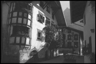 Oetz: Tiroler Bauernhäuser [alter Gasthof zum Stern]