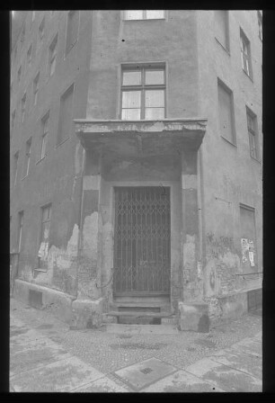 Diapositiv: Naunynstr. 54, 1982