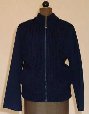 Dunkelblaue Strickjacke