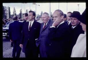 Kanzler Erhard 1.7.64.