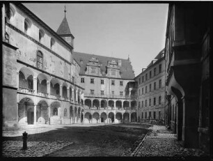 Neuburg an der Donau Schloss Schlosshof