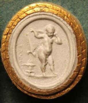 Trauernder Cupido mit einem Schmetterling über einem brennenden Altar (Daktyliothek, Supplement)