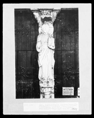 Notre-Dame — Trumeau
