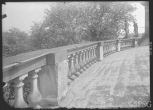 Potsdam, Neues Palais, Dach, Detail: Balustrade.