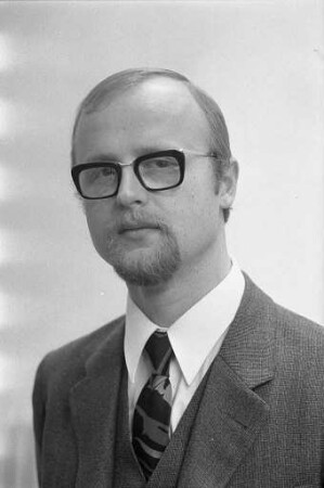 BNN-Interview mit dem Pressereferenten der Universität Karlsruhe Wulf Zitzelsberger zur Zusammenarbeit mit linken Studenten