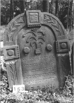 Grabstein 153