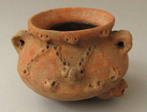 Clay vessel