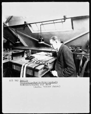 Notenschreiben auf Band (Elektrola-Musik-Gesellschaft in Berlin)