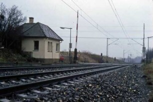Oberalfingen Blockstelle Bahnübergang