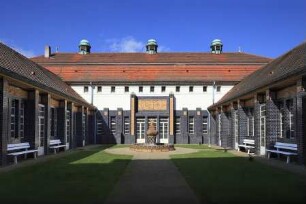 Badehaus 2 — Innenhof