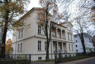 Potsdam, Große Weinmeisterstraße 2