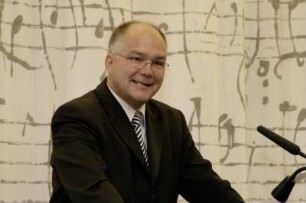 Laudatio durch den Dekan der Juristischen Fakultät, Prof. Martin Schulte