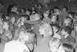 "Lovecloud-Circus-Arena" des querschnittsgelähmten ehemaligen Reporters Jürgen Schmitt im Brahms-Saal der Stadthalle Karlsruhe