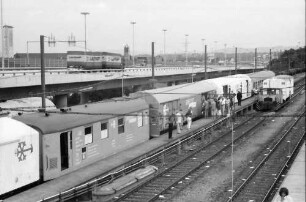 Weil: Verschiebebahnhof; Beeisungsgleise mit Wagen