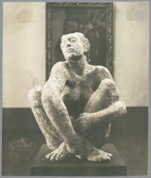 Kauernde, 1925, Gips