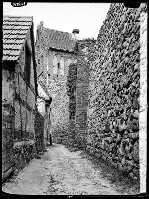 Templin: Stadtmauer mit Prenzlauer Turm