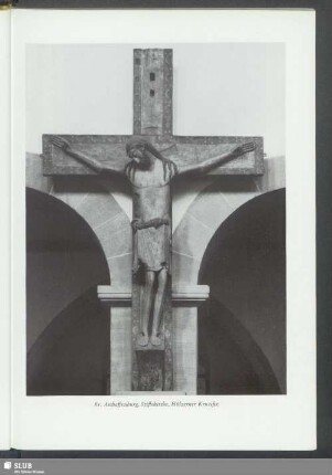 Aschaffenburg, Stiftskirche, Hölzerner Kruzifix
