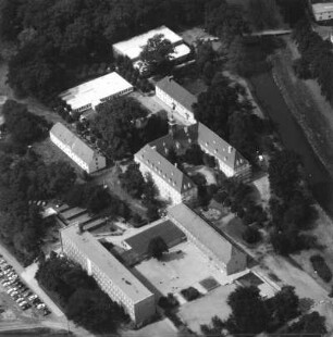 Elsterwerda. Schloß. Luftbildschrägaufnahme von Osten