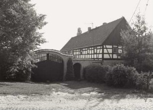 Wohnstallhaus : Gehöft. Toranlage und Wohnstallhaus (M. 19. Jh.)