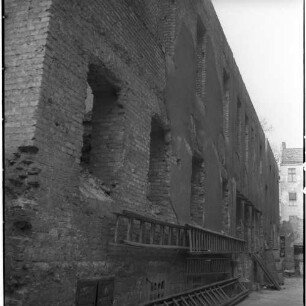 Negativ: Ruine, Bülowstraße 88, 1952
