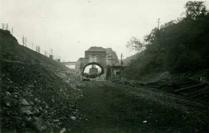 Abgrabung des Oberauer Tunnels der Linie Leipzig-Dresden, Oberau, 1934