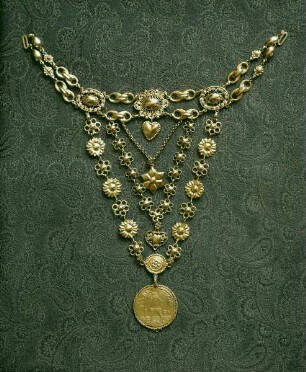 Gehänge-Halsschmuck ("Mählschatz")