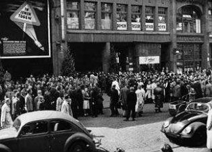 Uraufführung im Berliner Marmorhaus, 17.6.1947