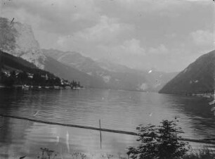 Grundlsee : Blick über den Grundlsee zum Toten Gebirge