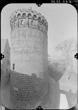 Leisnig, Burglehn 6. Burg Mildenstein (11. Jh., Umbau E. 14. Jh. und nach 1549). Bergfried