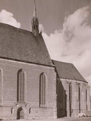 Franziskanerkloster, Mönchskirche