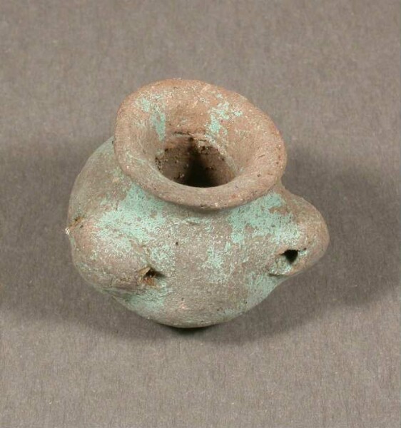 Clay vessel (miniature)